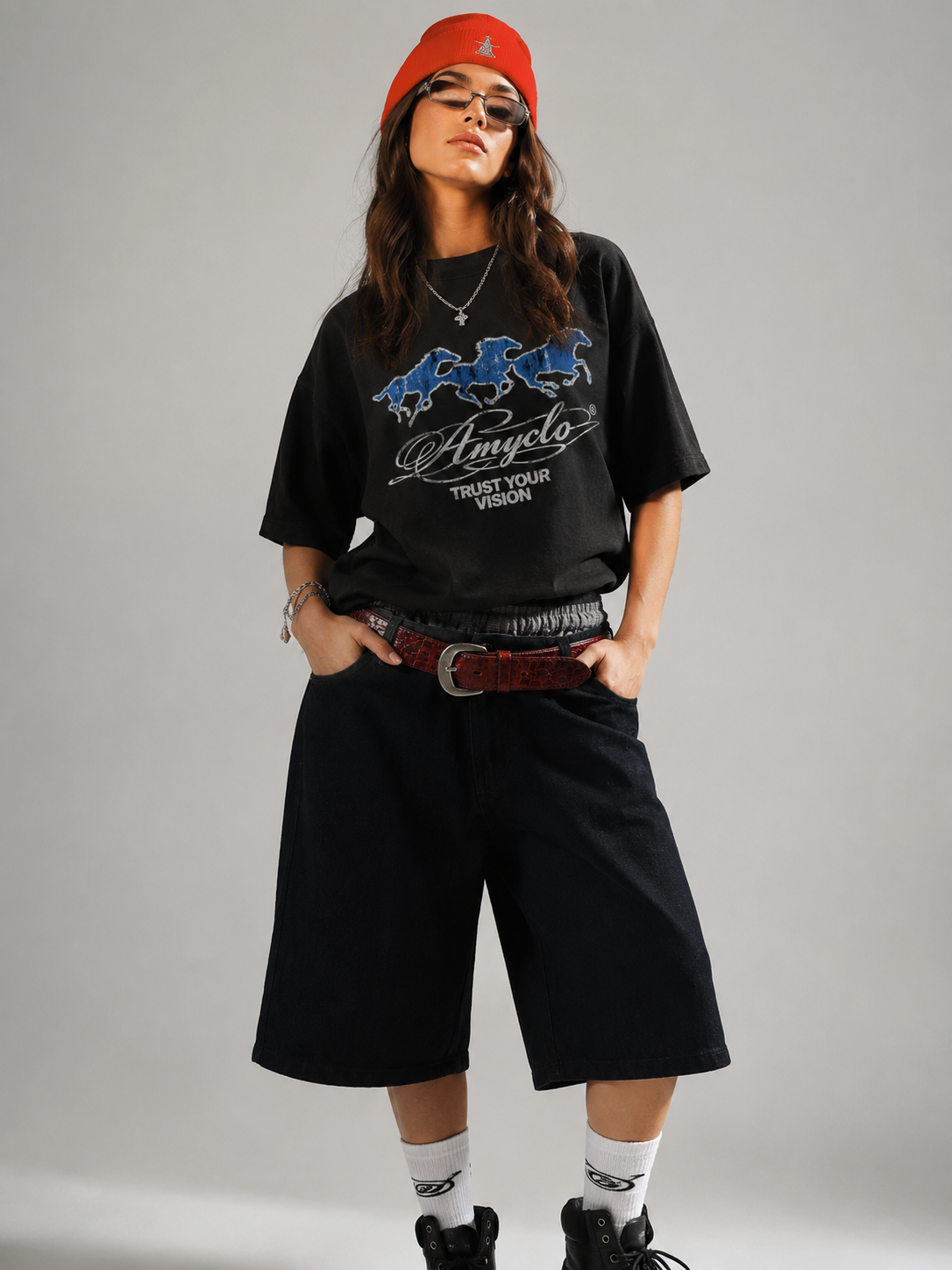 Trust Your Vision Oversized Fit Cotton T-Shirt - Black